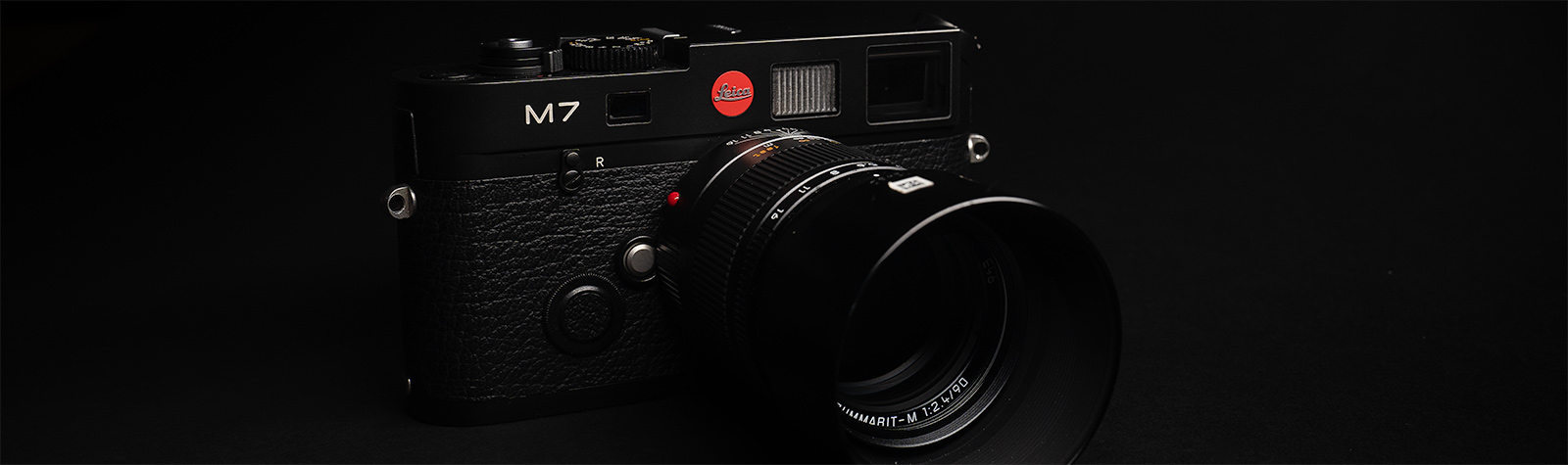 Leica 90mm Summarit f/2.4 Review