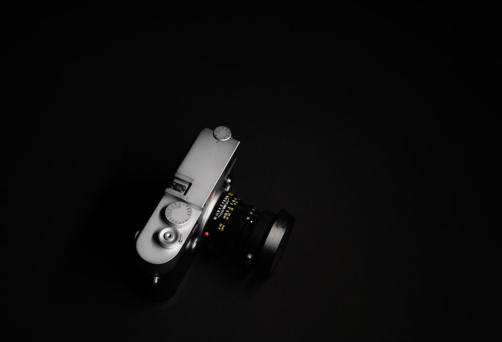 Leica Summicron 50mm V4 header